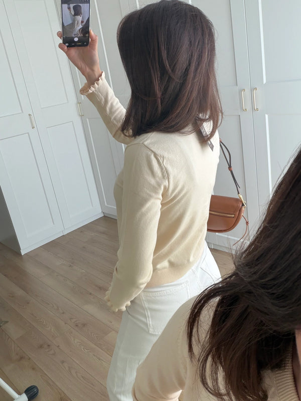 Ruffle Detail Buttoned Cardigan