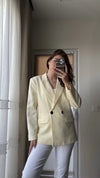 بليزر ترندي مع ازرار - Sateen style
