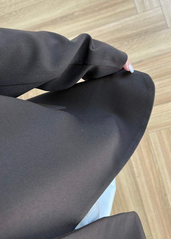 CLASSIC TAILORED BLAZER