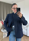 CLASSIC TAILORED BLAZER