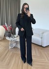CLASSIC TAILORED BLAZER