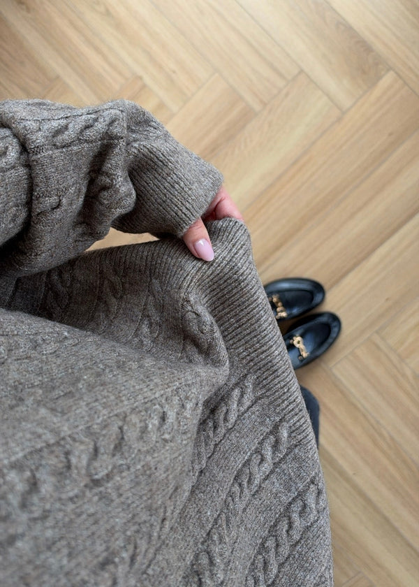 Cable Knit Collar Sweater