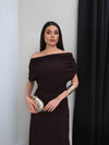 فستان كلاسيكي بنيoff shoulder