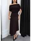 فستان كلاسيكي بنيoff shoulder