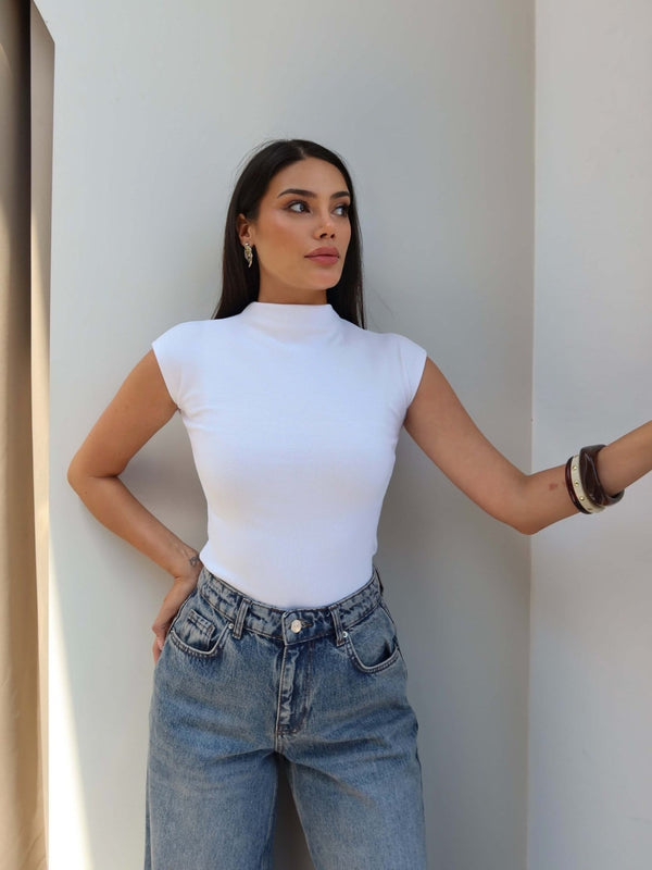 BASIC HIGH NECK TOP