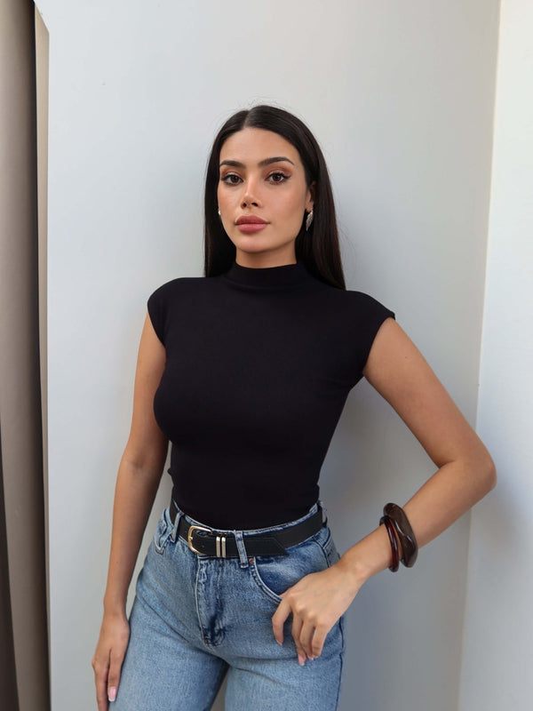 BASIC HIGH NECK TOP