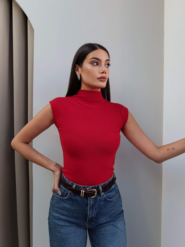 BASIC HIGH NECK TOP