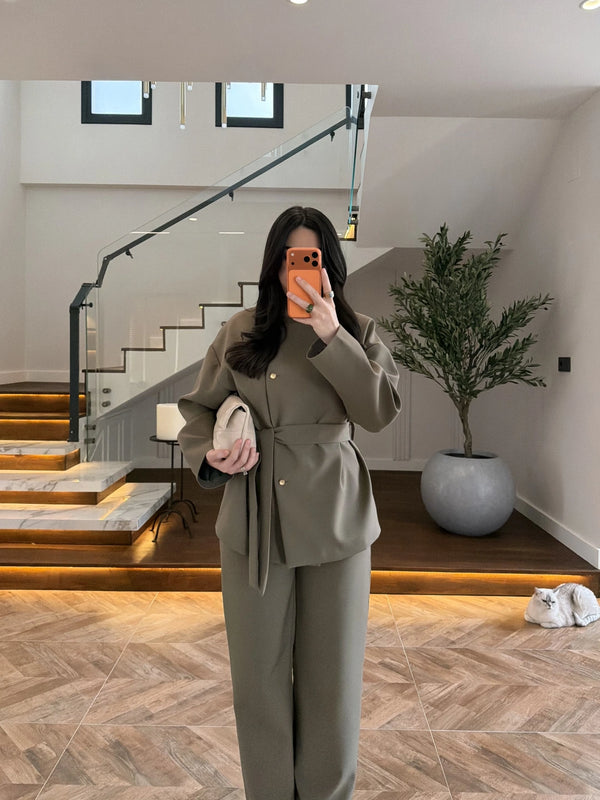 BELTED TAILORED SET