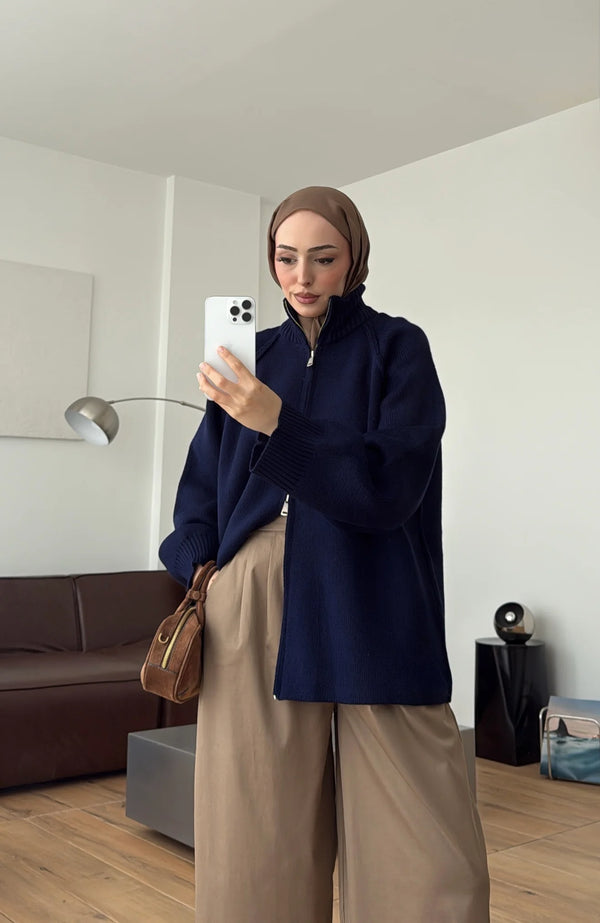 Oversized Zip-Up Knit Cardigan