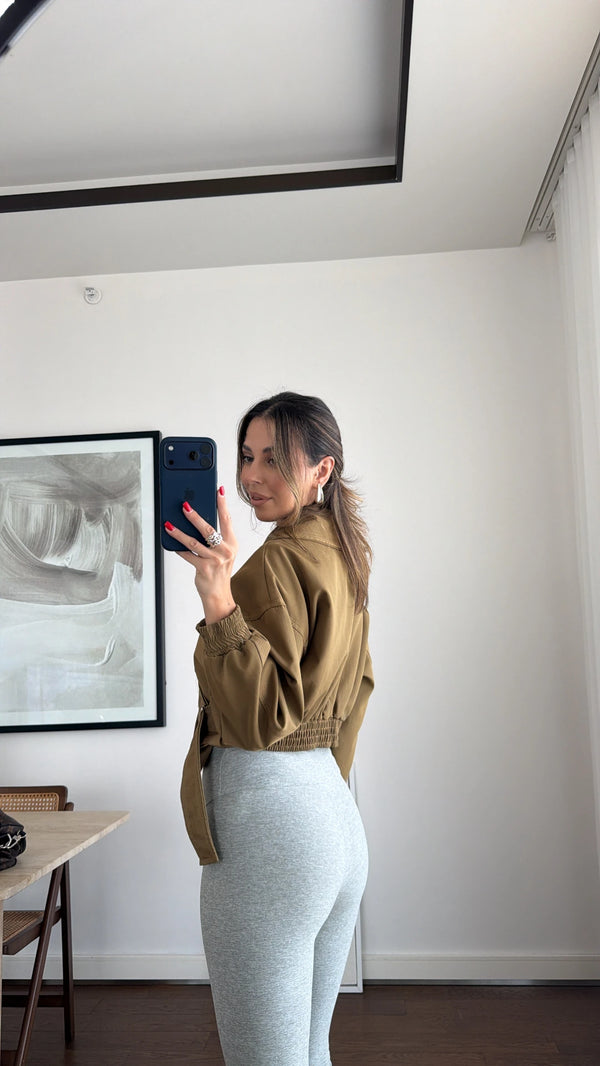 BELT DETAILED CROP JACKET
