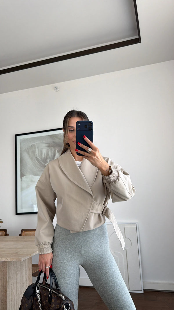 BELT DETAILED CROP JACKET