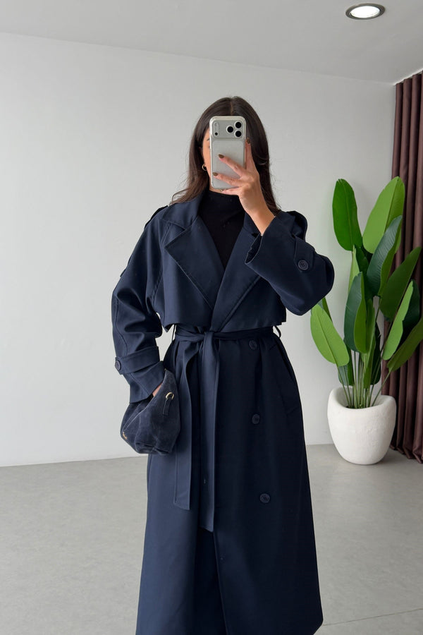TRENCH COAT