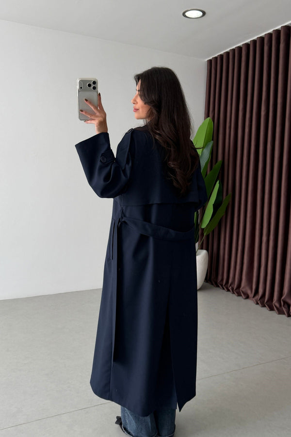 TRENCH COAT