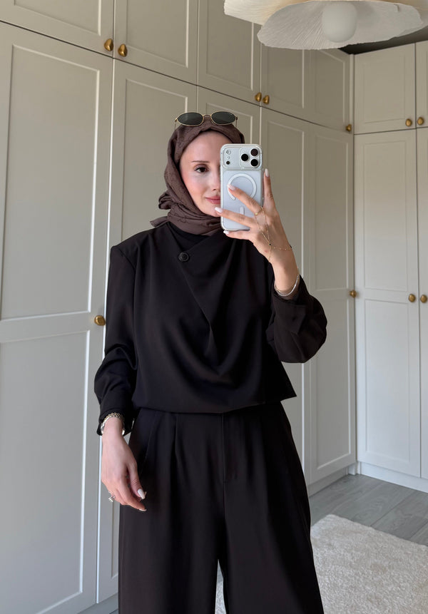SINGLE- BUTTON BLOUSE SET