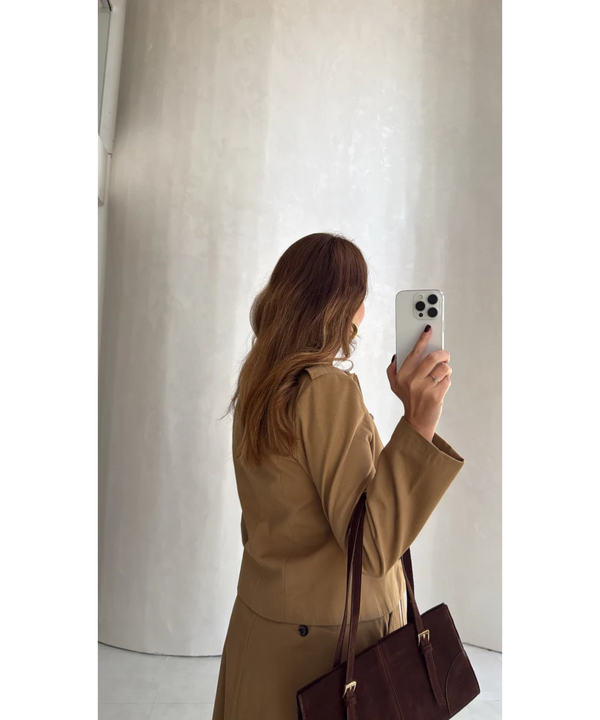 SHORT TRENCH WITH GOLD BUTTON