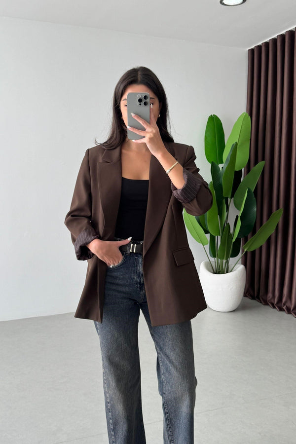EVERYDAY CLASSIC BLAZER