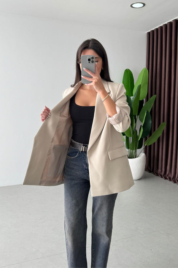 EVERYDAY CLASSIC BLAZER