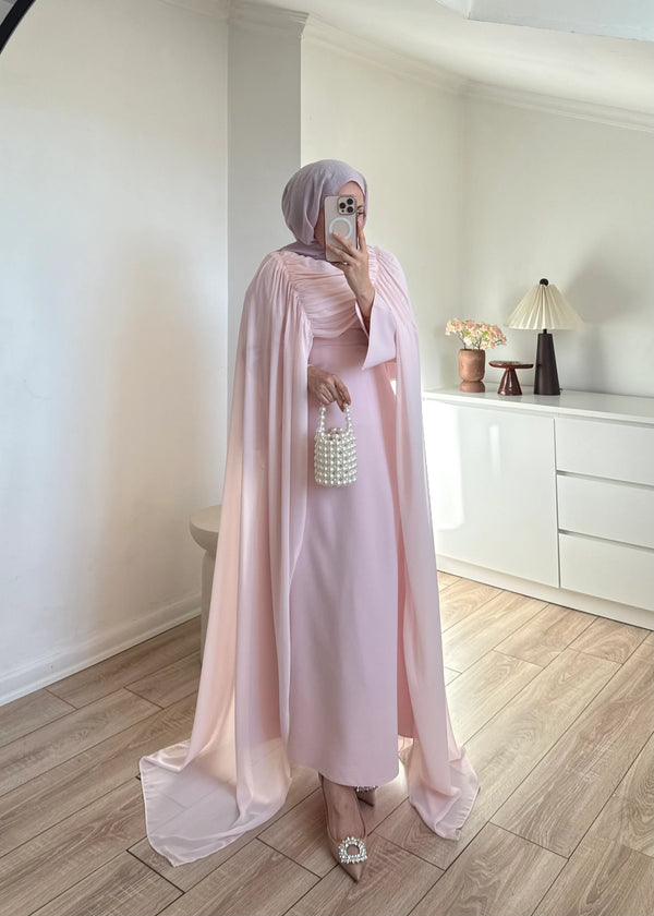 فستان مناسبات مع شال شيفون