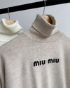 بلوزة جولف miu