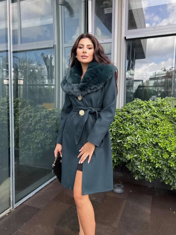 جكيت جوخ مع فروة ربط