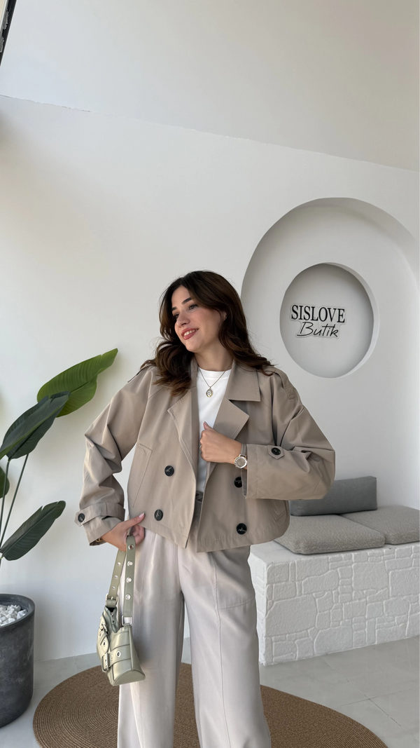 ترانشكوت قصير ترندي