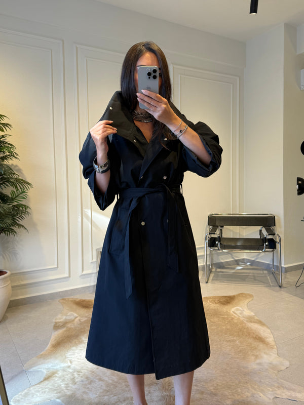 CLASSIC LONG TRENCHCOAT