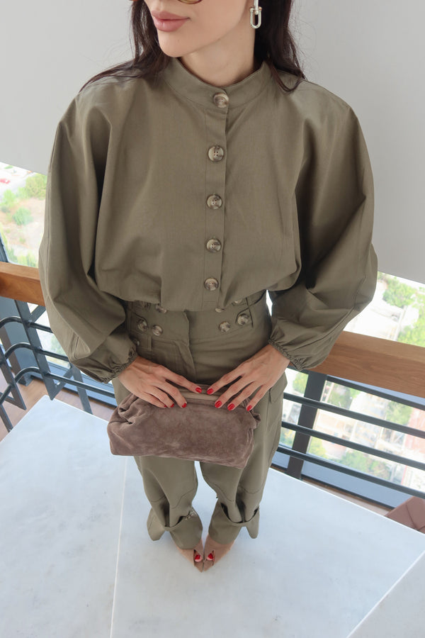 Button Detail Cargo Set