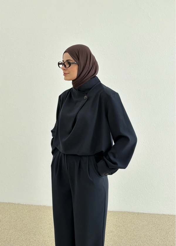 SINGLE- BUTTON BLOUSE SET