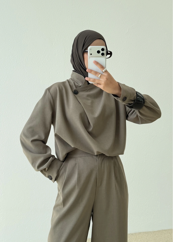 SINGLE- BUTTON BLOUSE SET