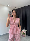 طقم بلوز وبنطلون بتفاصيل مرنة - Sateen style