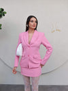 طقم بليزر مع تنورة تايور سكارليت - Sateen style