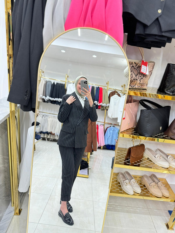 طقم رسمي مقلم مع كمر اسود - Sateen style